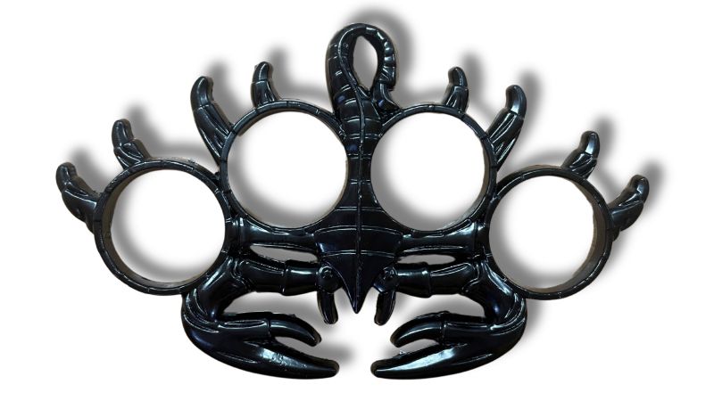 Poing américain SCORPION Noir